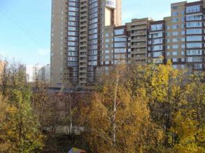 Уютн. квартира в тихом, зелён месте 15 м от центра