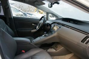 Toyota Prius (ZVW30) состояние нового автомобиля.