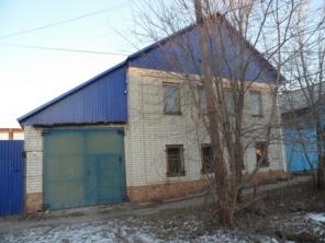 Продается дом 2 этажа Балаково кирпичный. Гараж под Газель.