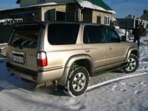 Toyota Hilux Surf внедорожник джип
