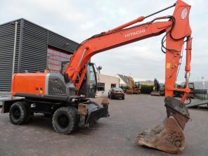 Hitachi ZX170W-колесный экскаватор