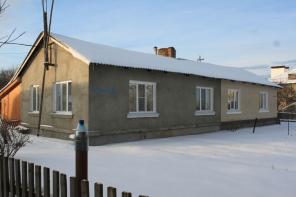 1/2 дома с участком 15соток в п.Малахово с коммуникациями