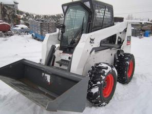   Bobcat  S220