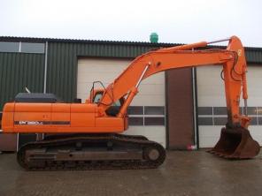 Doosan DX380LC-гусеничный экскаватор