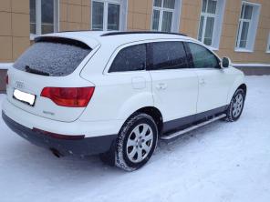 Ауди Q7 3.0TDi 2006 года белая