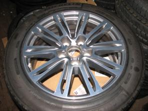 Летние покрышки Michelin 255-720 R490для Audi Guard