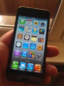 Срочно продам самую точную копию IPhone 5