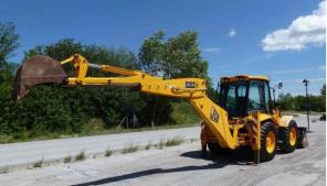  JCB 4CX. . .  