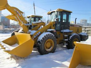 Фронтальный погрузчик XCMG LW300F