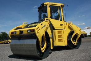 Тандемный каток Bomag BW 141 AD-4