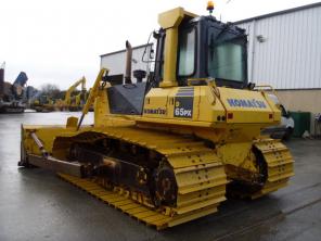   Komatsu  D65PX-15