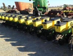 Продаем сеялки John Deer (Джон Дир) 1710
