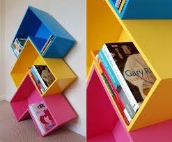 Оригинальные книжные полки от компании "Crazy MB"
