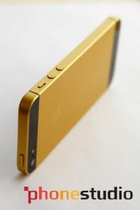 Продается золотой Apple iPhone 5