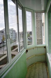 Алюминиевые раздвижные конструкции в Белгороде. Производство и установка.