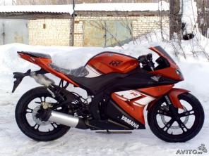 Скутер Yamaha r1 не требует прав