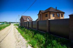 Участок 10 соток в готовом коттеджном поселке