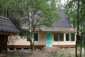 Продается дом (130 кв м) и участок (25 соток)