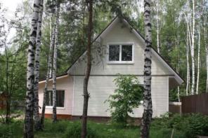 Продается дом (130 кв м) и участок (25 соток)