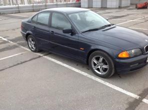 Продам BMW 318 седан, АКПП, 2000г.