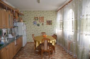 Продаю уютный кирпичный дом