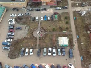 Агент сдаст квартиру м .Славянский б-р.