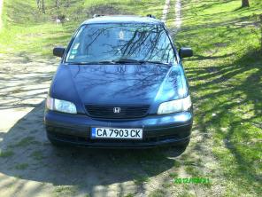 Продаю автомобиль HONDA SHUTTLE