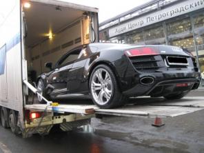 Транспортировка в крытых автовозах-эвокуаторах