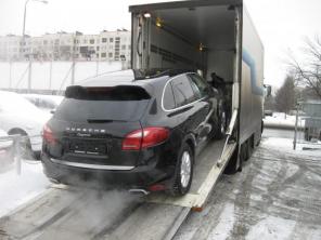 Транспортировка в крытых автовозах-эвокуаторах