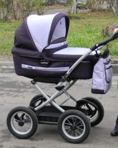 Продаётся коляска Peg-Perego Young (цвет IRIS 2012