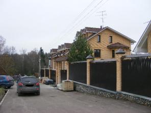 Отличный участок в СНТ с магистральным газом.