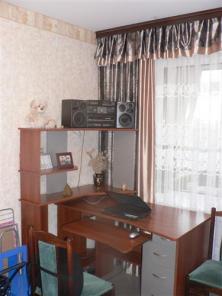 Продается 3-комн. квартира, расположена в спокойном районе г. Климовска, ул. Рощинская, д. 2А