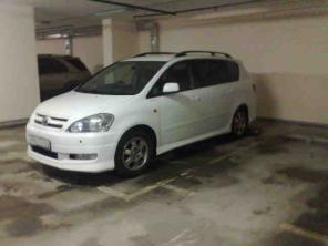 Продаю Toyota Ipsum 2002г.
