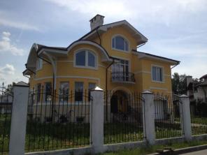 Продажа коттеджа в поселке "Старвиль"