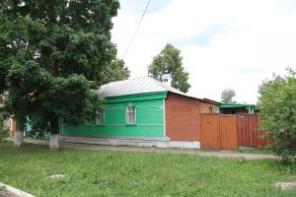 Добротный рубленый дом в центре Чаплыгина Липецкой области