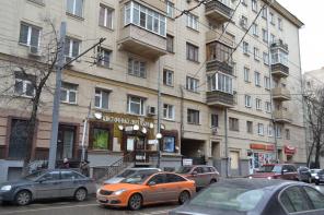 Продам коммерческую недвижимость (готовый бизнес), ЦАО, ул.Лесная, дом 8