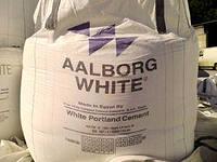 Продам Белый Цемент Египет Aalborg White 52,5 N в биг бэгах 1,5 тонны 5600руб/тонна