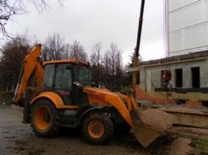 фронтальные погрузчики 1,8м3 в аренду с операторам