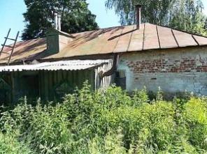Кирпичный дом рядом с зарыбленым прудом в Данковском районе Липецкой области, в 14 км от Данкова