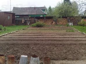 Продается дом 60 кв/м на участке 30 соток.