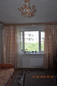 Срочно продаю 2-х комнатную квартиру в центре СЖМ.