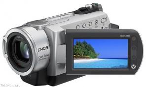 ПРОДАЕТСЯ цифровая видеокамера Sony DCR-SR200E