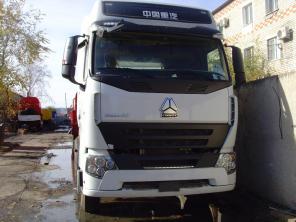 Седельный тягач HOWO A7 420 л.с.