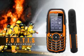 Противоударный телефон Fortis