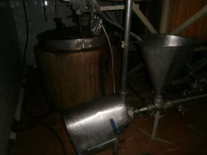 Продам пищевое оборудование , возможен бартер на стройматериалы