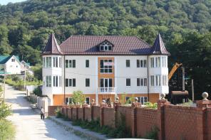 Выгодная продажа коттеджа на Черноморском побережье