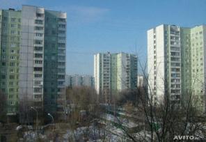 Продаётся 1-комнатная квартира, Череповецкая ул.