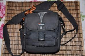 Продам Фотоаппарат Olimpus E-400/2010г