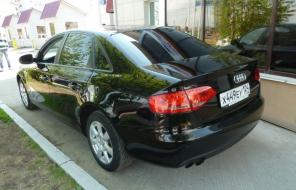 Продам Ауди А4 конец 2010 года