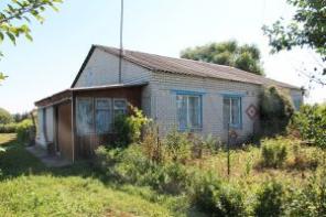 Полдома с участком 2178 кв. м. и теплицей в Чаплыгинском районе Липецкой области